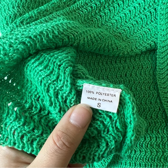 Green O-ring Knitted Cut out Dress - Picture 6 of 8